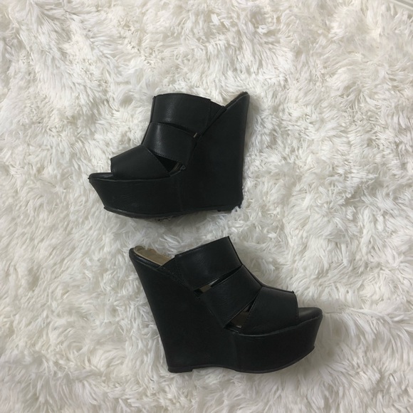 Black wedge heels - Picture 2 of 5